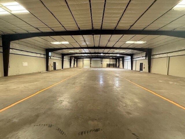 More Photos Of 1128 Brett Dr, Conyers Warehouse For Lease