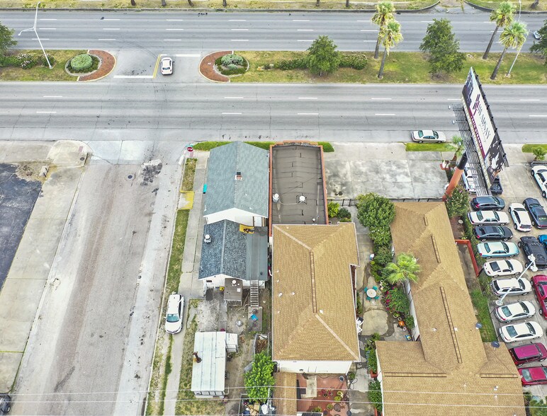 More Photos Of 5427 Broadway St, Galveston General Retail For Sale