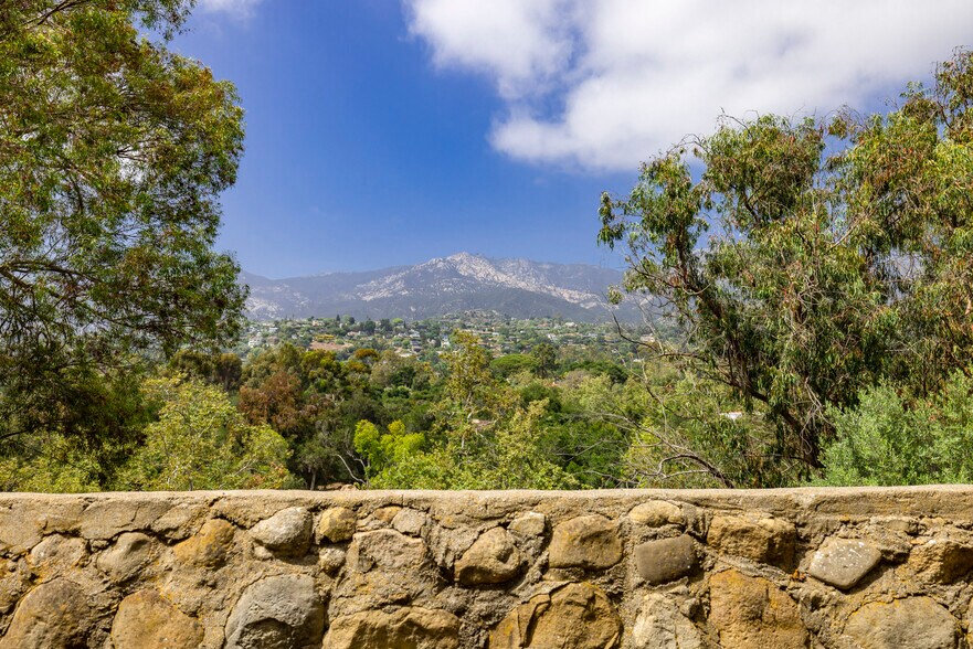 More Photos Of 2300 Garden St, Santa Barbara Schools For Sale