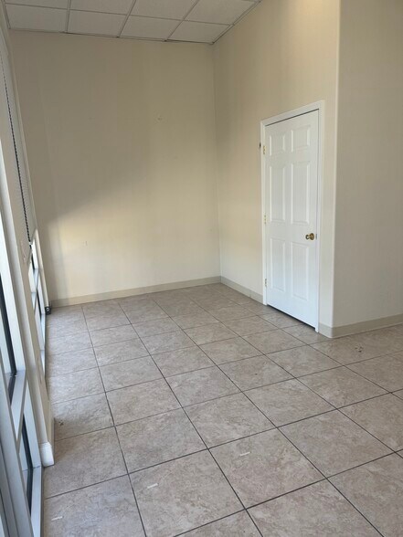 More Photos Of 1201 State Road 535, Winter Garden General Retail For Lease