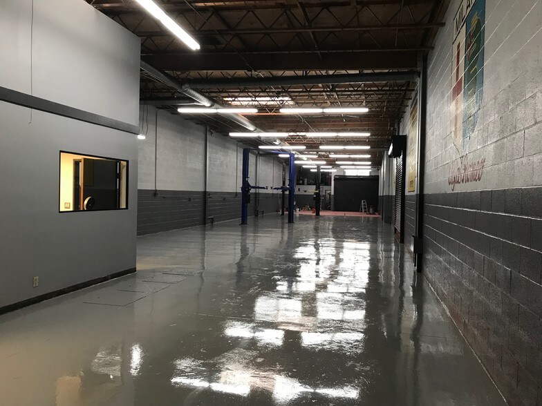 More Photos Of , Los Angeles General Retail For Sale