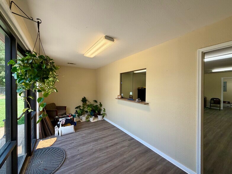 More Photos Of 8071 N McRaven Rd, Clinton Industrial For Sale