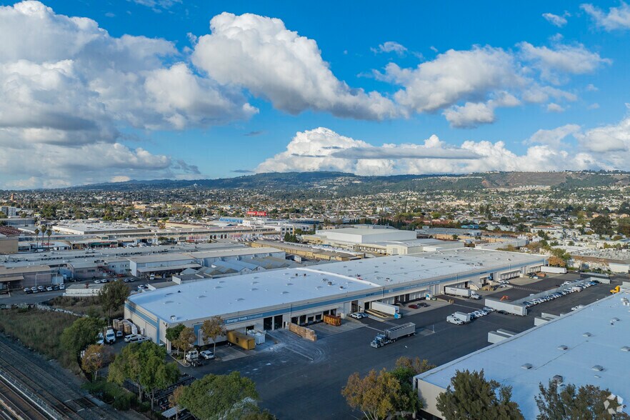 More Photos Of 745 85th Ave, Oakland Unknown For Lease