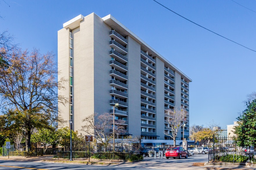 More Photos Of 700 E 9th St, Little Rock Apartments For Sale