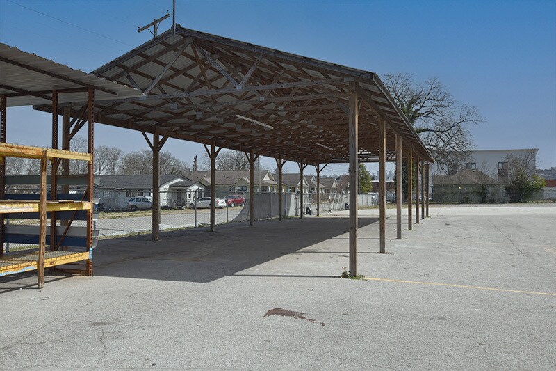 More Photos Of 1133 E Main St, Chattanooga Light Distribution For Lease