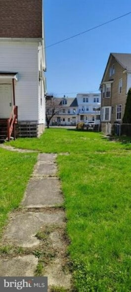 More Photos Of 120 W 4th St, Mount Carmel Religious Facility For Sale
