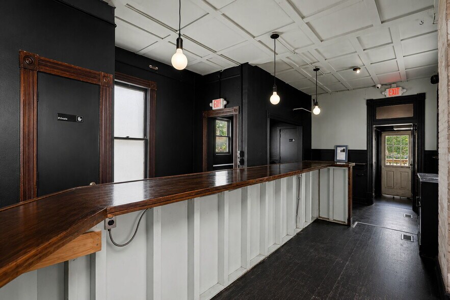 More Photos Of 318 Martinez St, San Antonio Storefront Retail Office For Lease