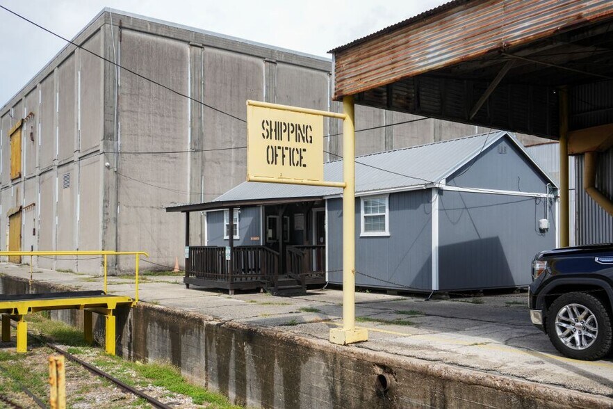 More Photos Of 201 N 19th St, Corpus Christi Warehouse For Lease