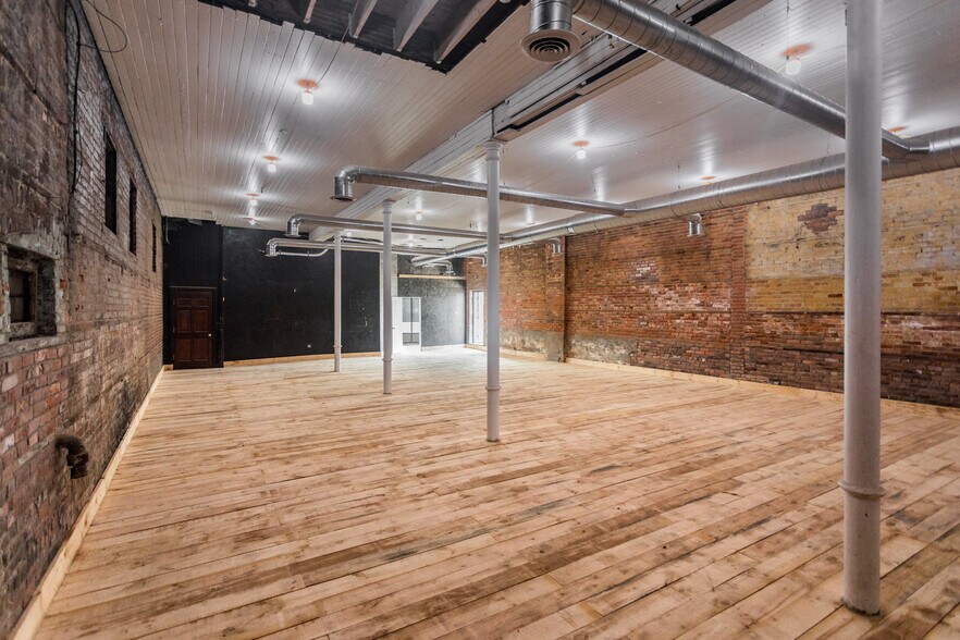 More Photos Of 1842-1846 Michigan Ave, Detroit Storefront Retail Office For Lease