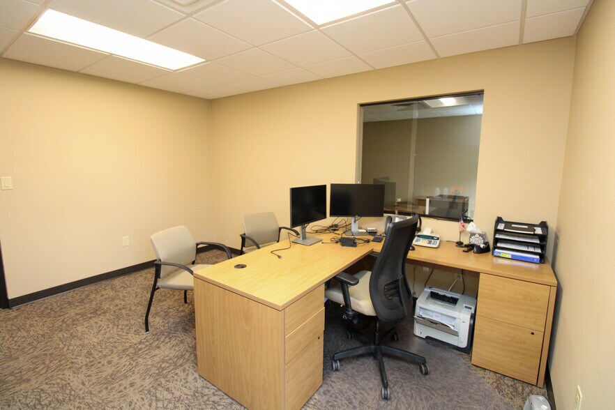 More Photos Of 100 E 3rd St, Galva Office For Sale