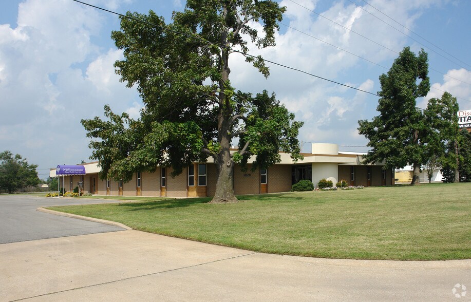 Primary Photo Of 12129 E Skelly Dr, Tulsa Office For Sale