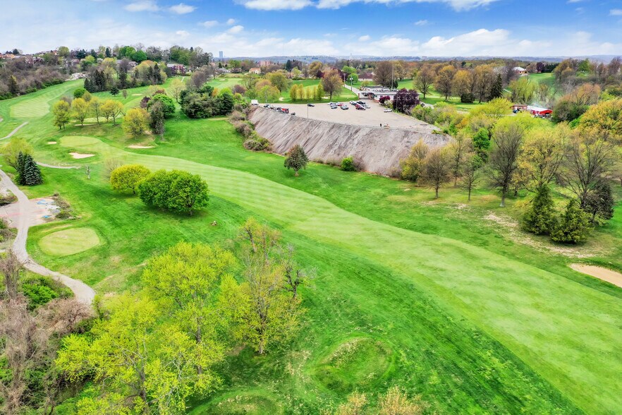 More Photos Of 825 Commonwealth Ave, West Mifflin Land For Sale