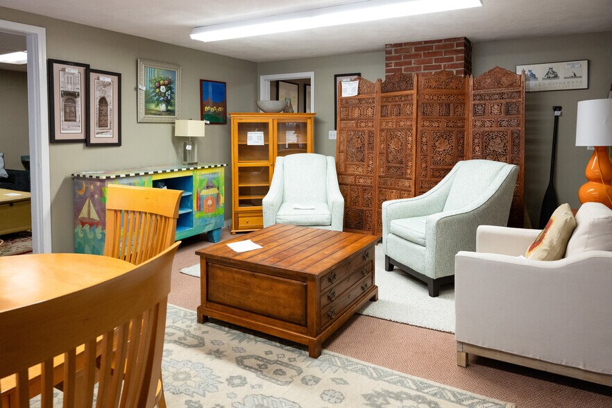 More Photos Of 700 Washington St, Hanover Freestanding For Sale