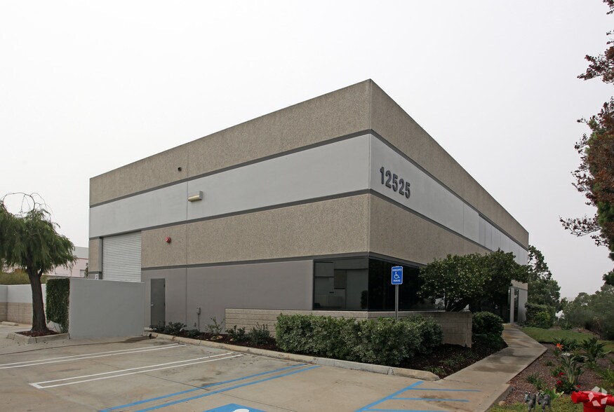 Primary Photo Of 12525 Kirkham Ct, Poway Manufacturing For Lease