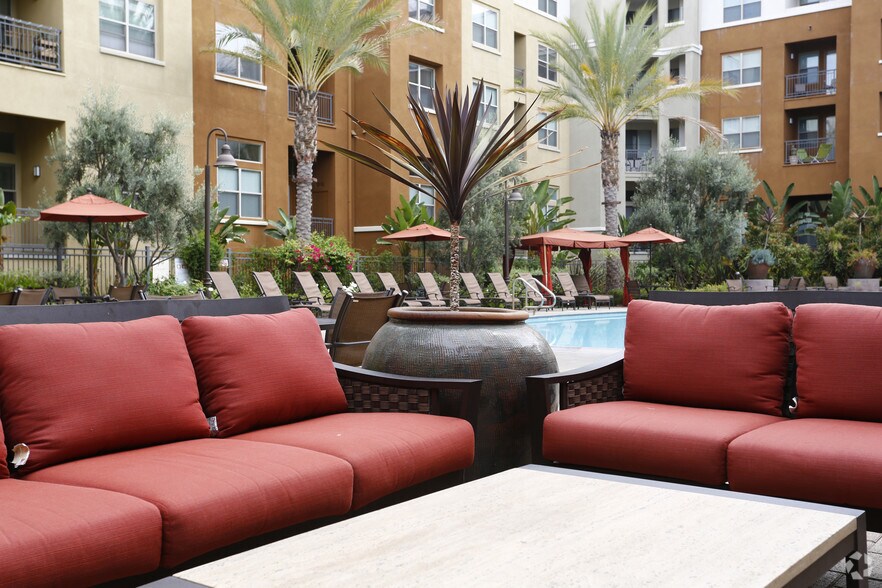 More Photos Of 700 S Myrtle Ave, Monrovia Apartments For Lease