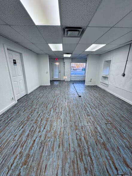 More Photos Of 510 N Lynn Riggs Blvd, Claremore Office Residential For Sale
