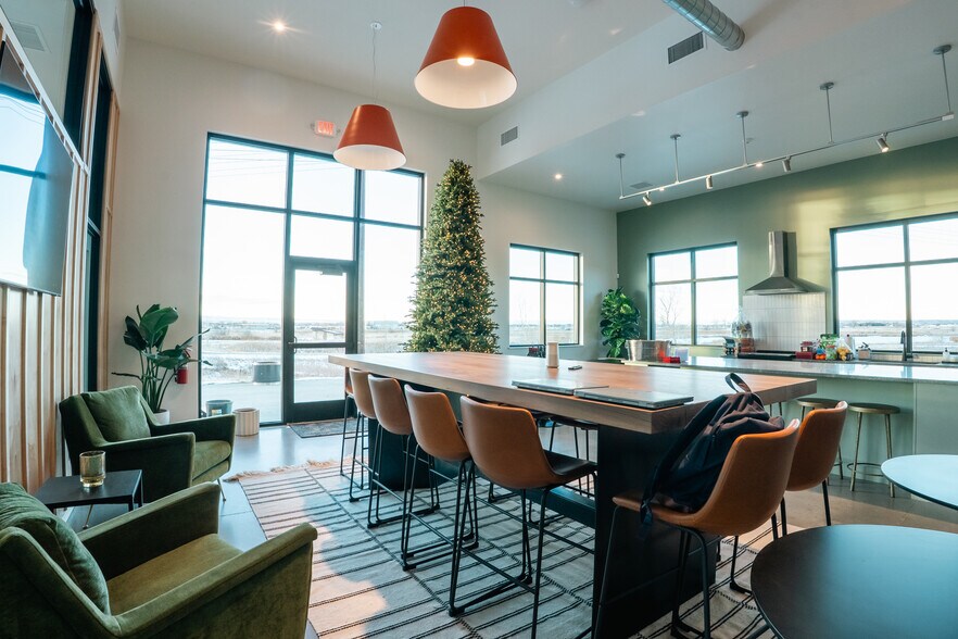 More Photos Of 4018 Montana Sapphire Dr, Billings Office For Sale