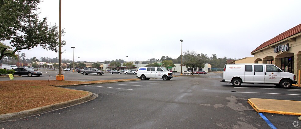 More Photos Of 1208-1214 Capital Cir SE, Tallahassee Unknown For Lease