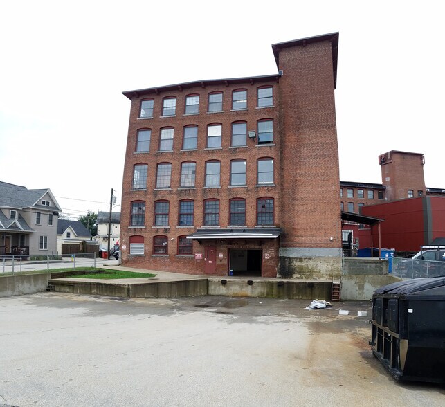 More Photos Of 51-55 Lake St, Nashua Light Manufacturing For Lease