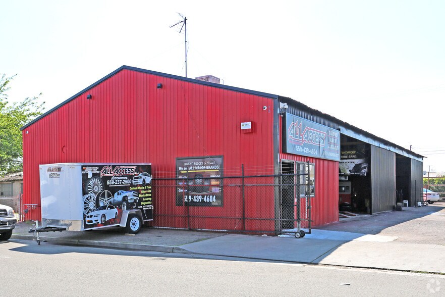 Primary Photo Of 27 E Birch Ave, Fresno Service For Lease