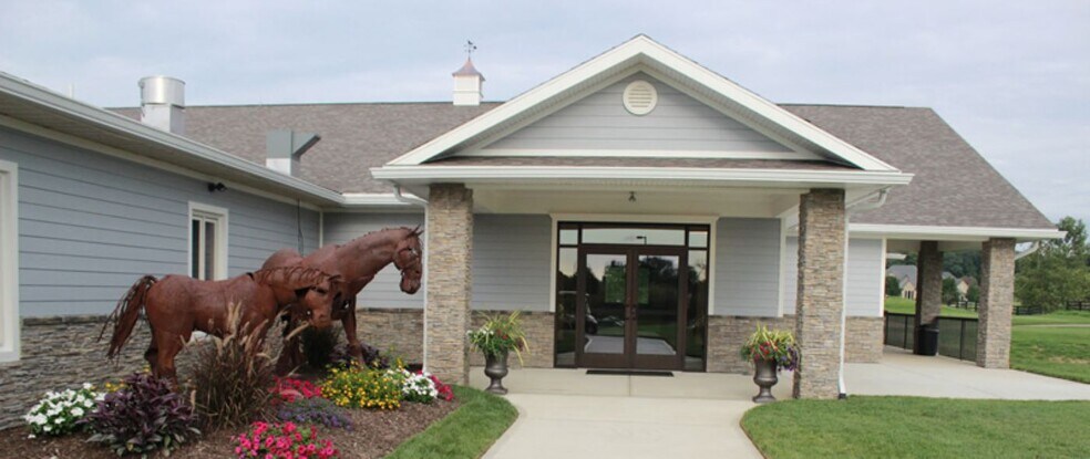 More Photos Of 500 Roscommon Dr, Springfield Golf Course Driving Range For Sale