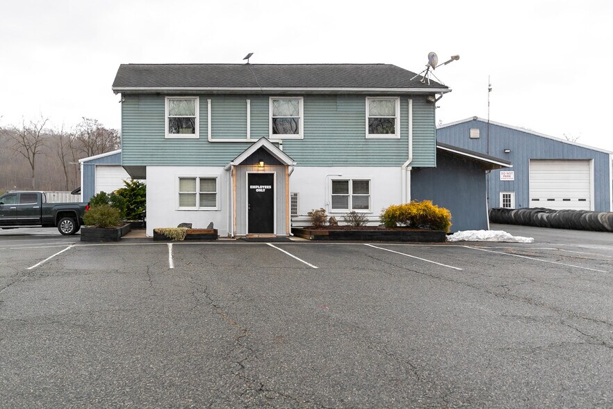 More Photos Of 56 US 46 Hwy, Columbia Distribution For Lease