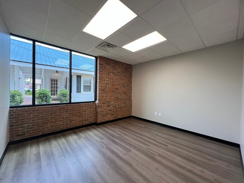 More Photos Of 314 E Main St, Cartersville Office For Lease