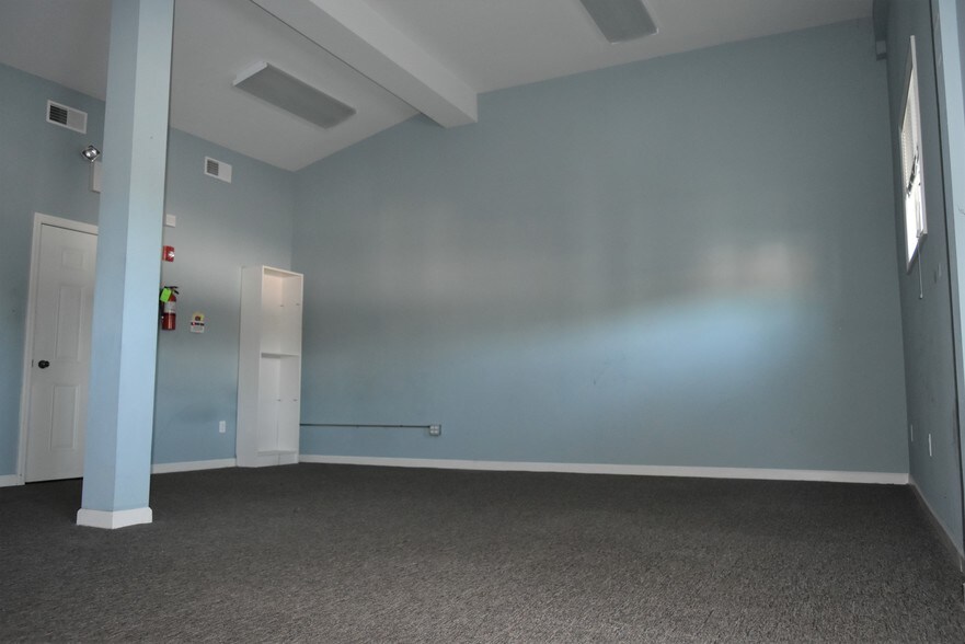 More Photos Of 13 E Catherine St, Nyack Loft Creative Space For Lease