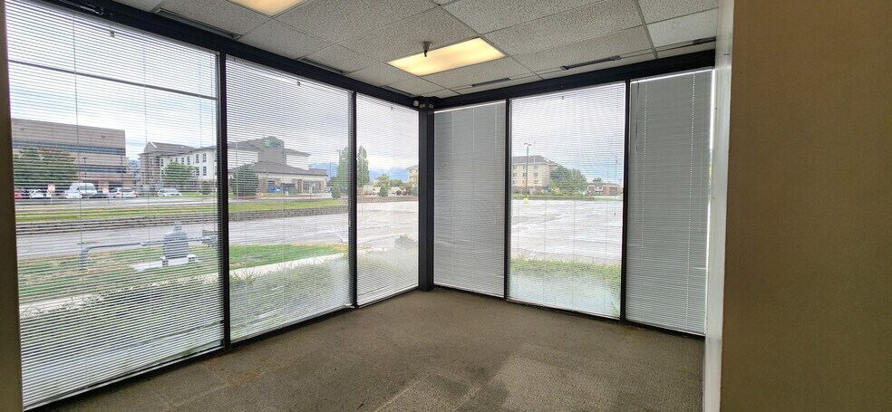 More Photos Of 236 N 2200 W, Salt Lake City Manufacturing For Lease