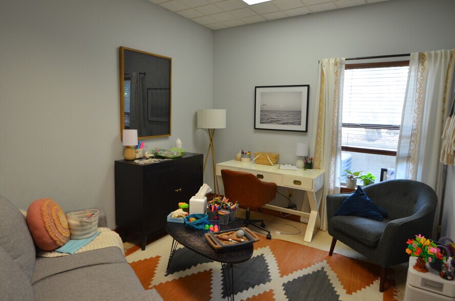 More Photos Of 205 Wild Basin Rd, Austin Office For Lease