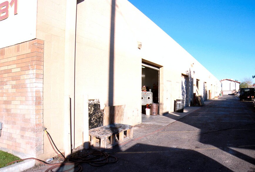 More Photos Of 15681 N Cave Creek Rd, Phoenix Warehouse For Lease