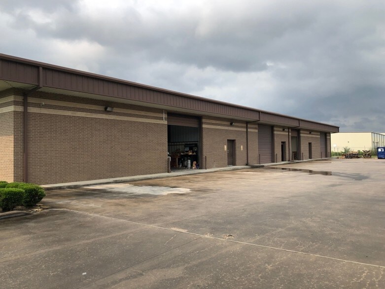 Primary Photo Of 6727 Theall Rd, Houston Truck Terminal For Sale