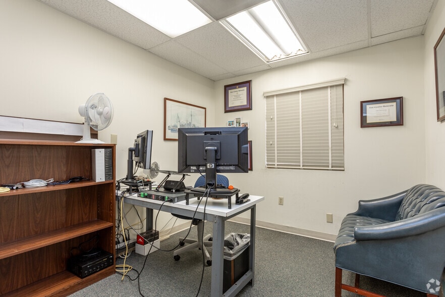 More Photos Of 1310 Nowell Rd, Raleigh Light Distribution For Sale