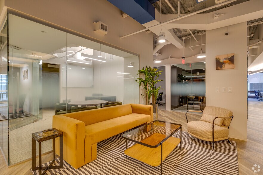 More Photos Of 1635 Market St, Philadelphia Office For Sale