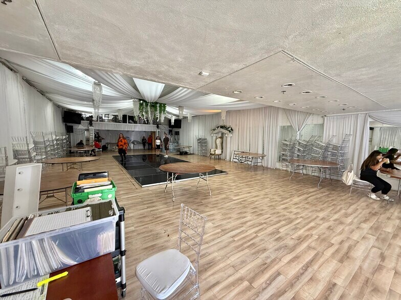 More Photos Of 281-283 3rd Ave, Chula Vista Storefront For Lease