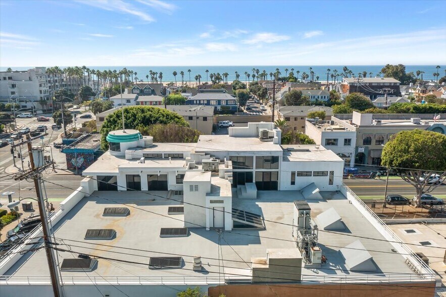 More Photos Of 2525 Main St, Santa Monica Office For Lease