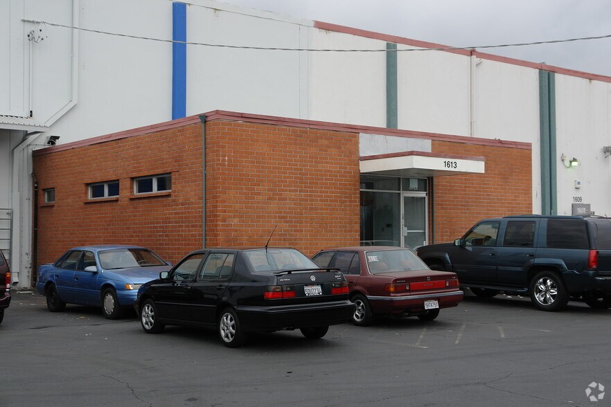 More Photos Of 1609-1617 Whipple Rd, Hayward Warehouse For Lease