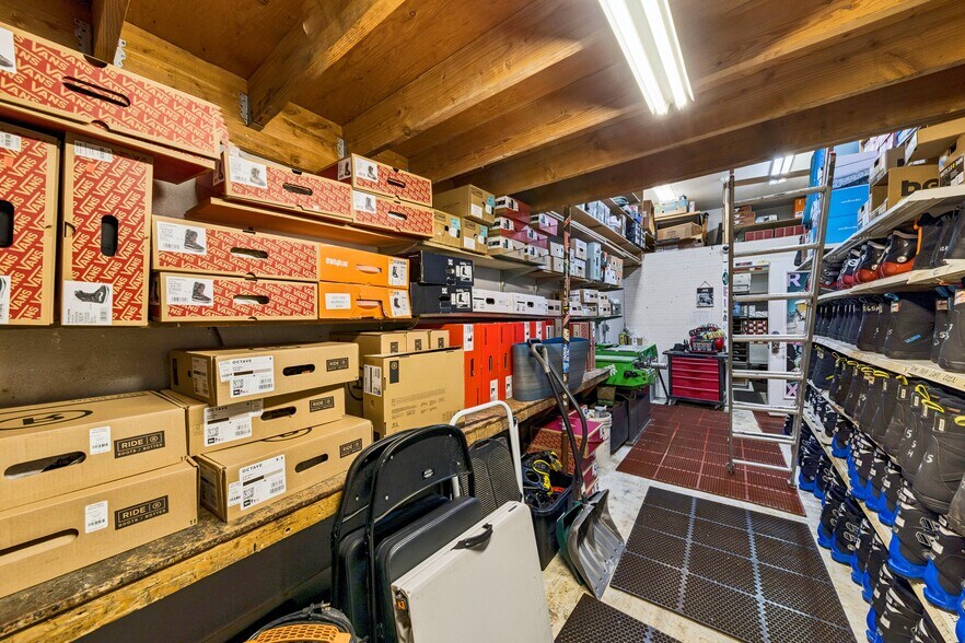 More Photos Of 3542 Lake Tahoe Blvd, South Lake Tahoe Restaurant For Sale