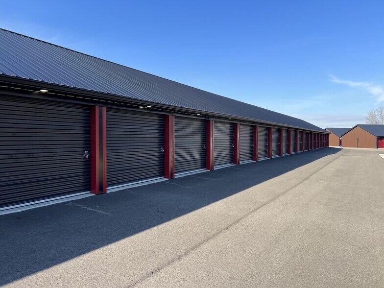 More Photos Of 536 Monroe Concord Rd, Troy Self Storage For Sale