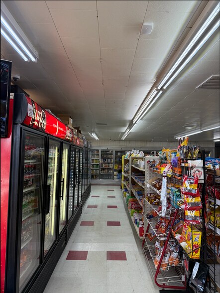 More Photos Of 5659 NC Highway 62 S, Yanceyville Service Station For Sale