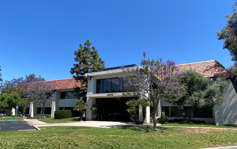 Primary Photo Of 2393 Townsgate Rd, Westlake Village Medical For Lease