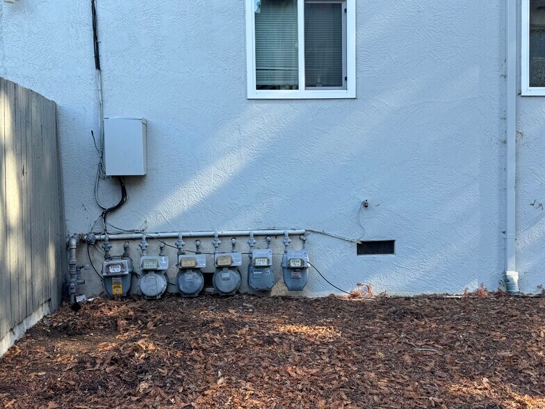 More Photos Of 437 Corte Arango, El Sobrante Apartments For Sale