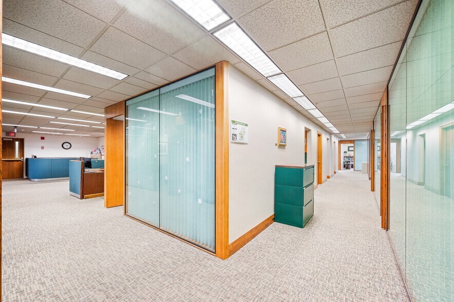 More Photos Of 20 S Main St, Chambersburg Office For Lease