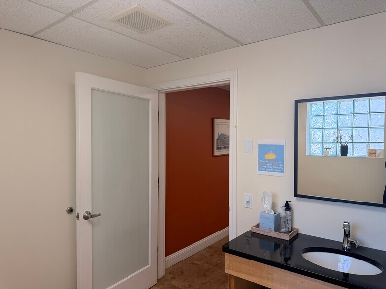 More Photos Of 47 Third St, Cambridge Office For Lease