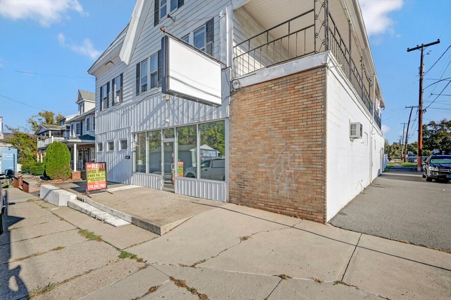 More Photos Of 535 Green Ridge St, Scranton Storefront Retail Residential For Sale