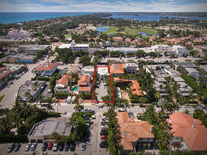 More Photos Of 217 Peruvian Ave, Palm Beach Office Residential For Lease