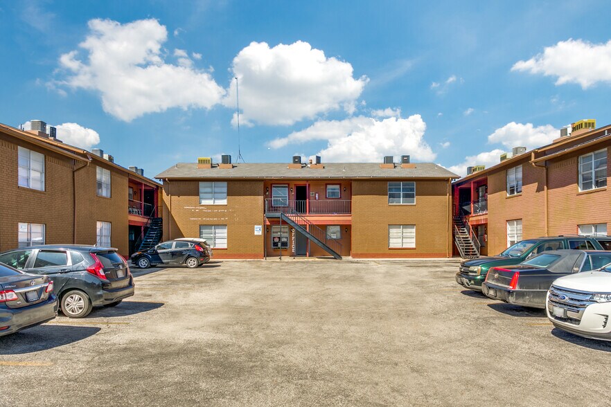 1403 N 2nd St, Killeen, TX 76541 Apartments For Sale