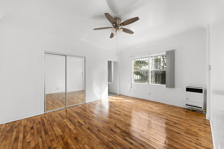 More Photos Of 2335 Miramar St, Los Angeles Apartments For Sale