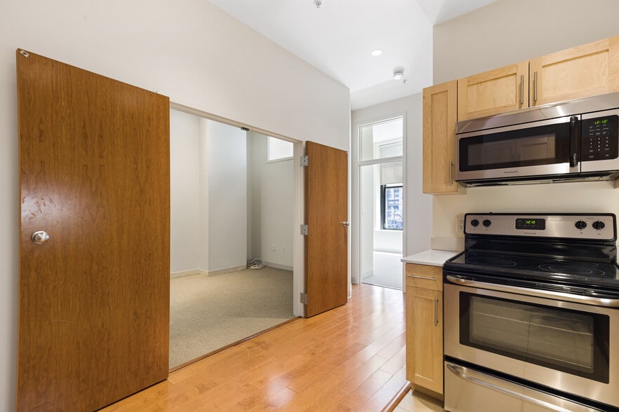 More Photos Of 407 Washington St, Boston Apartments For Sale