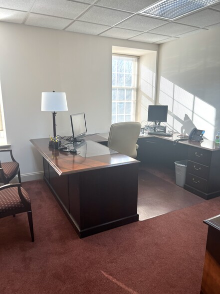 More Photos Of 1273 Lancaster Ave, Berwyn Office For Sale